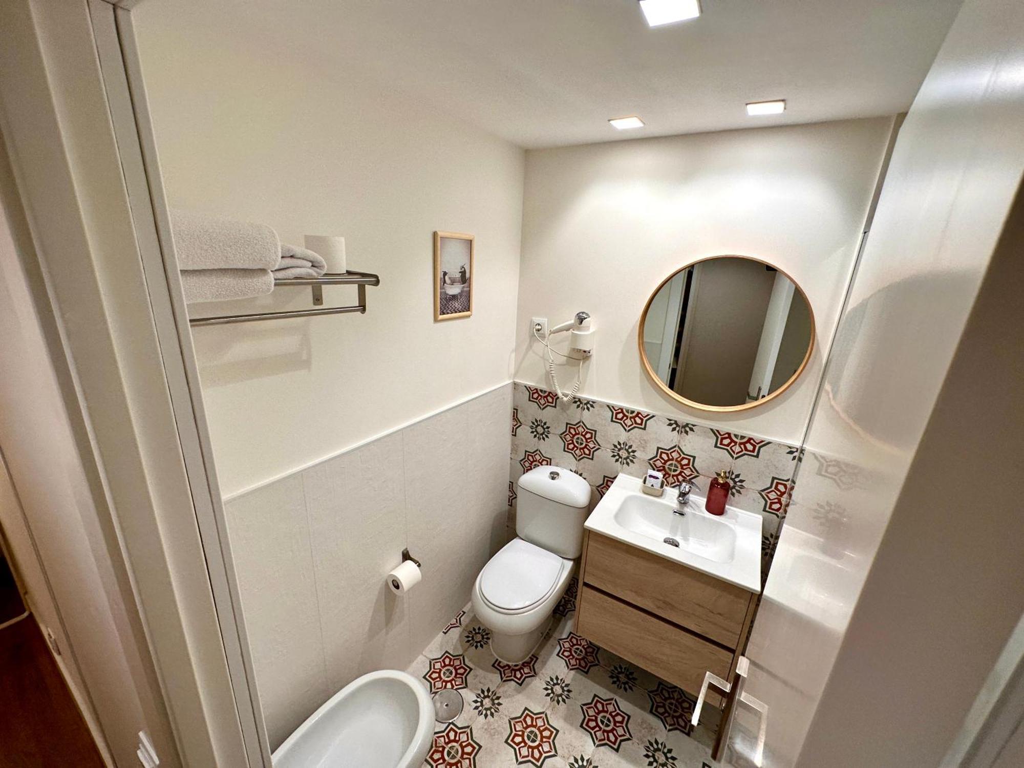 Standard Queen Room